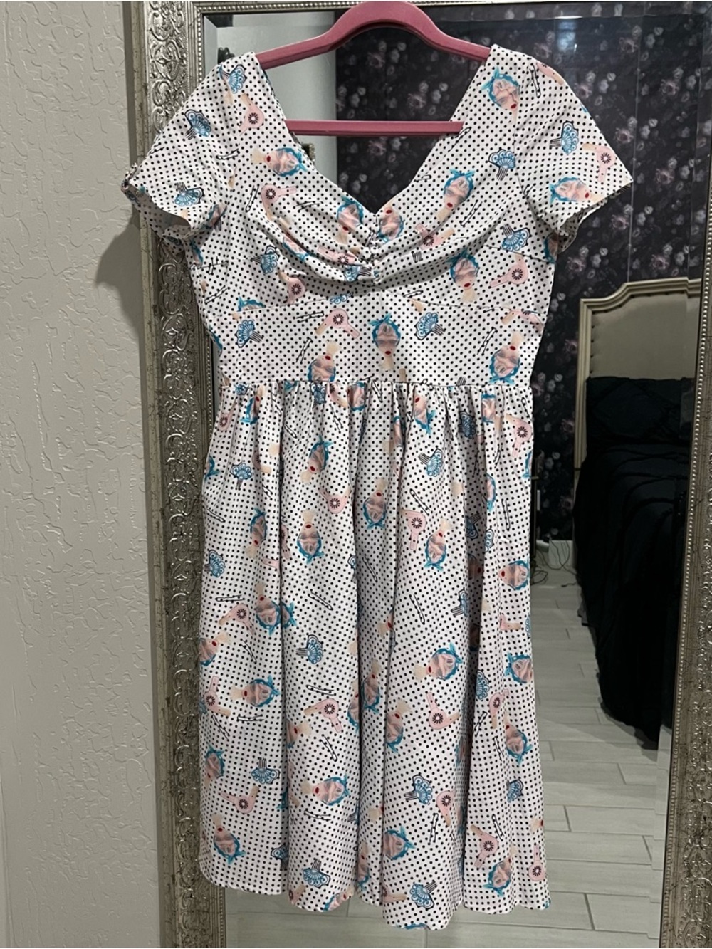 Unique Vintage Hair Stylist Beauty Salon Print Polka Dot Dress